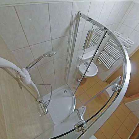 Hostel "Na Bocianowie" ビィドゴシュチュ エクステリア 写真