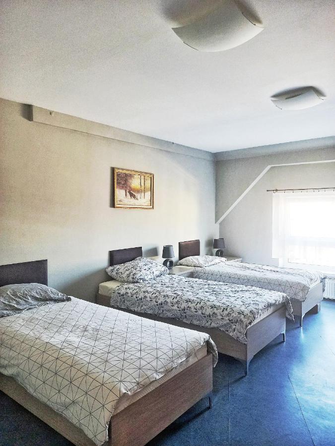 Hostel "Na Bocianowie" ビィドゴシュチュ エクステリア 写真